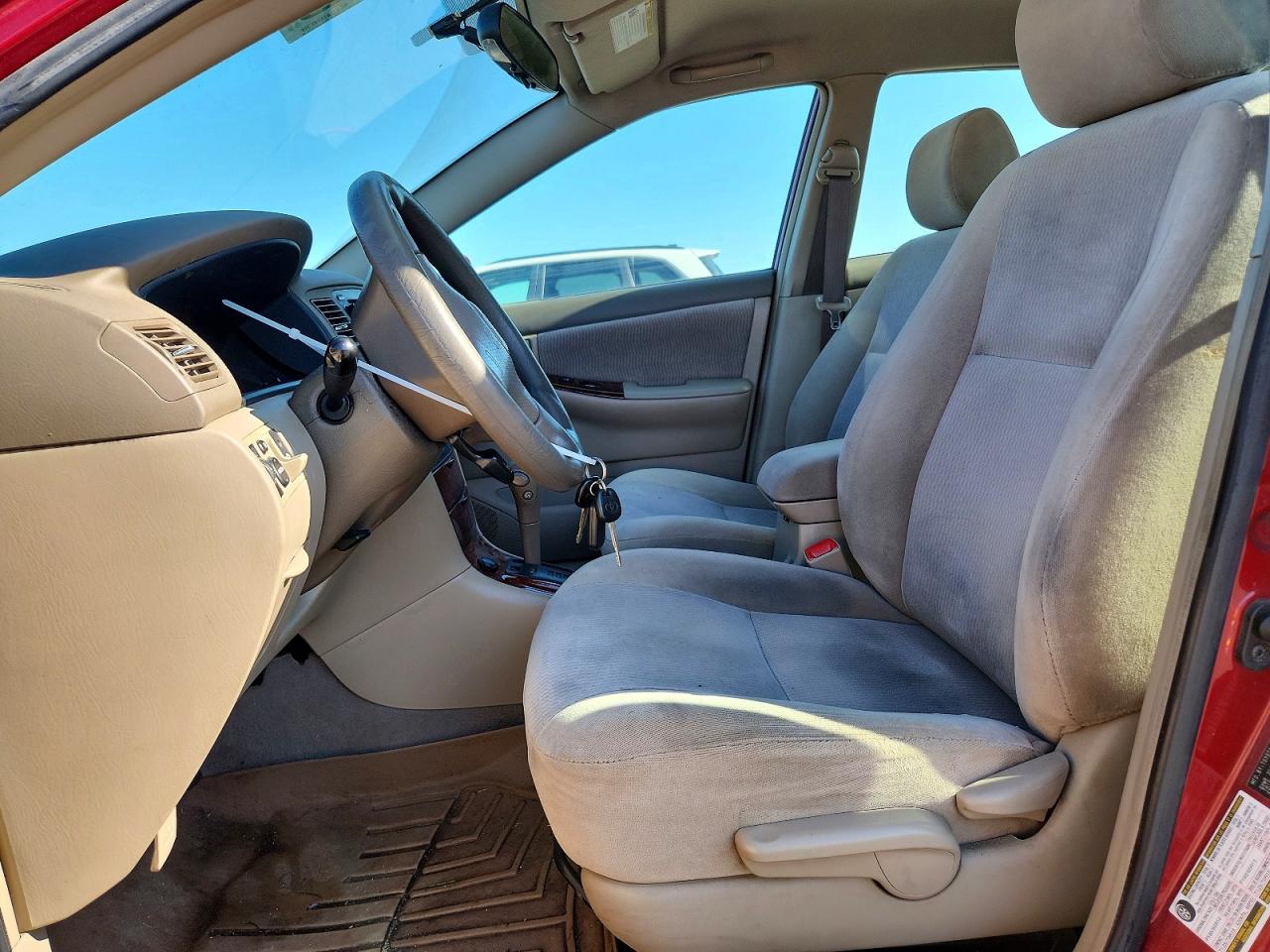 2006 Toyota Corolla Le Red vin: 2T1BR32EX6C560258