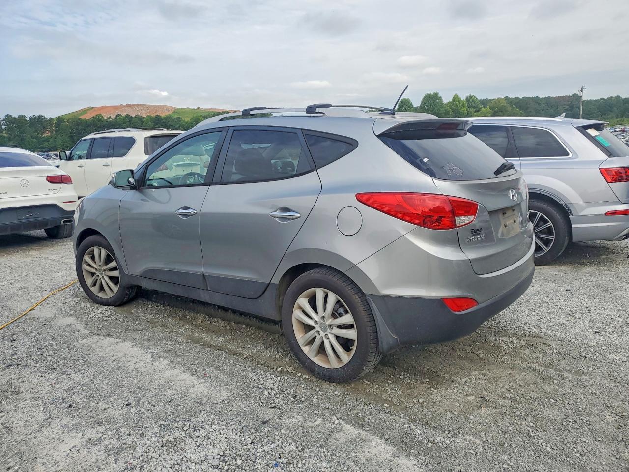 2012 Hyundai Tucson Limited Silver vin: KM8JU3ACXCU390116