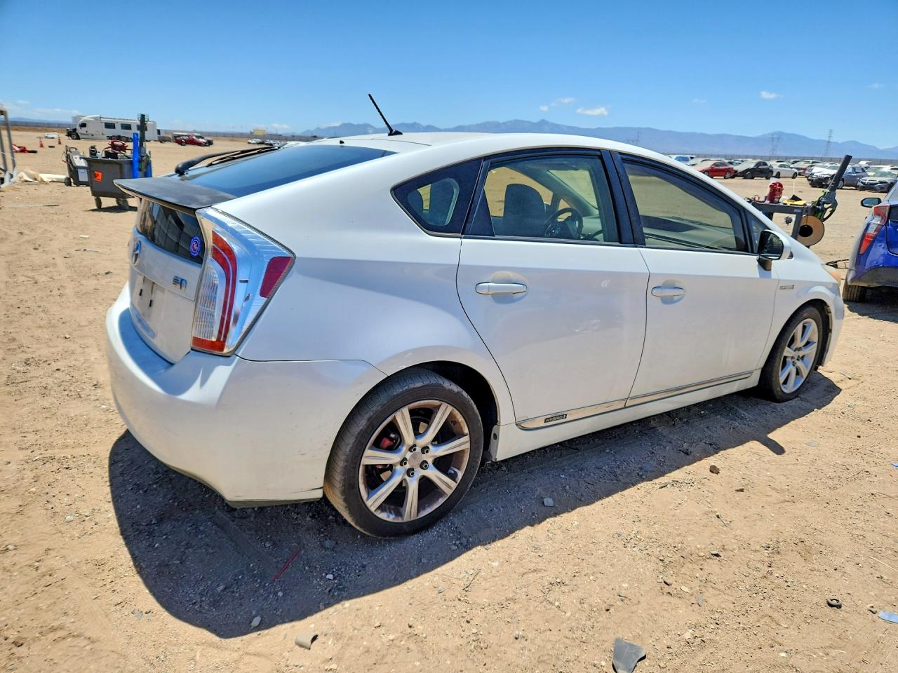 2012 Toyota Prius Two White vin: JTDKN3DU2C5503531