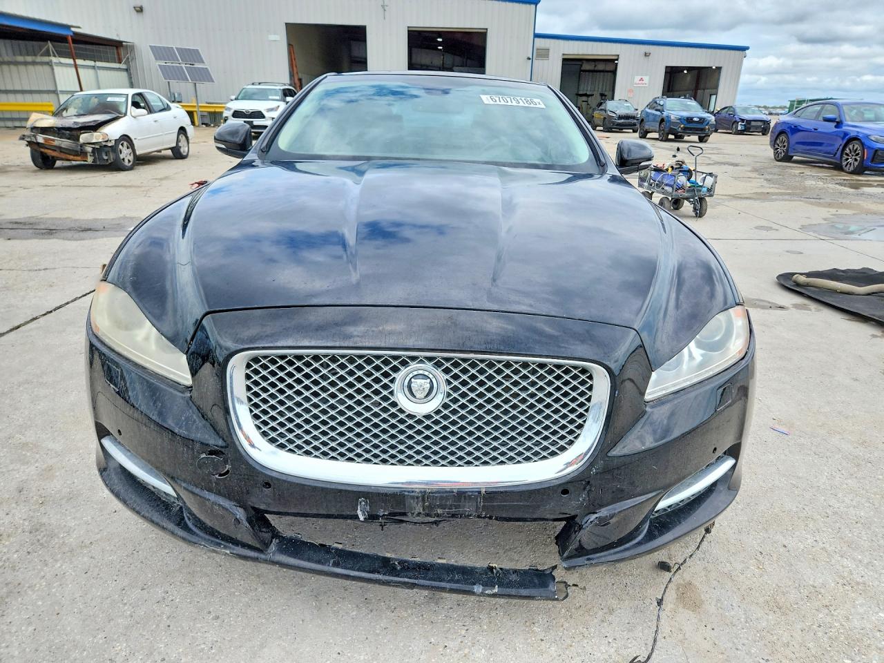 2013 Jaguar Xj Black vin: SAJWJ1CD5D8V45373