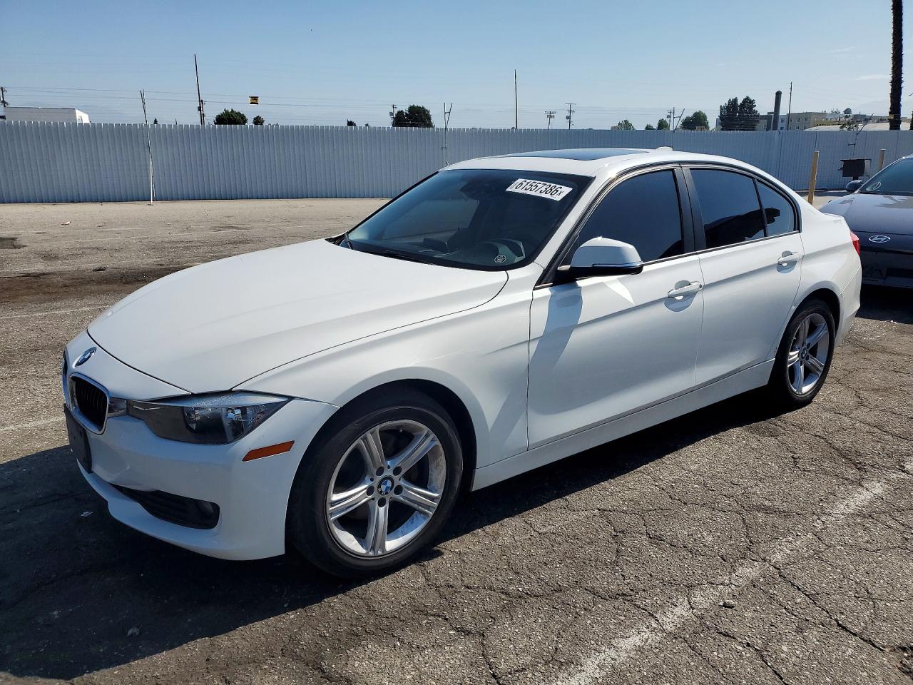 2014 Bmw 320 I Xdrive Белый vin: WBA3C3G55ENS67438