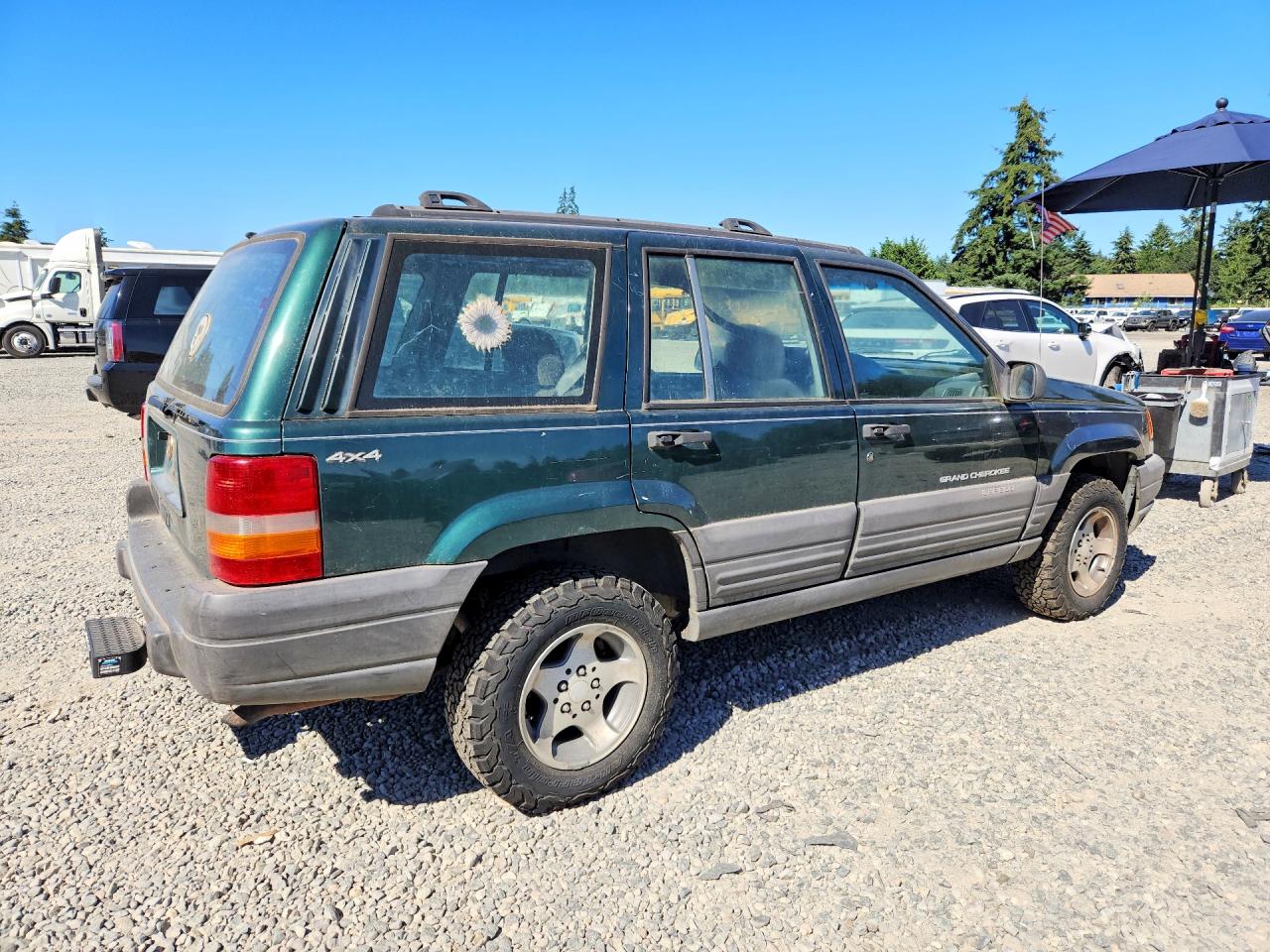 1997 Jeep Grand Cherokee Laredo Зеленый vin: 1J4GZ58S6VC727280