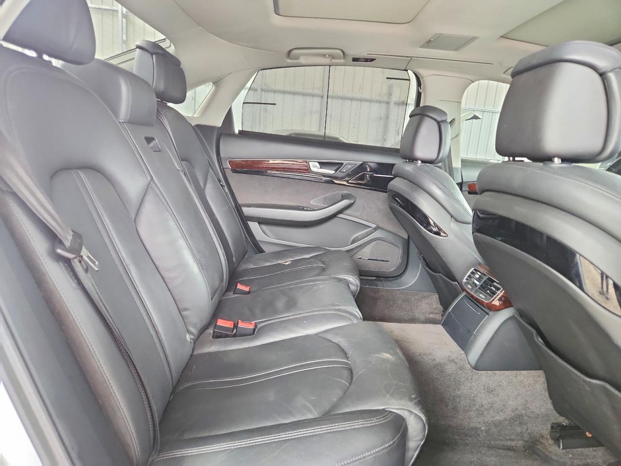 2011 Audi A8 L Quattro Silver vin: WAURVAFDXBN005699