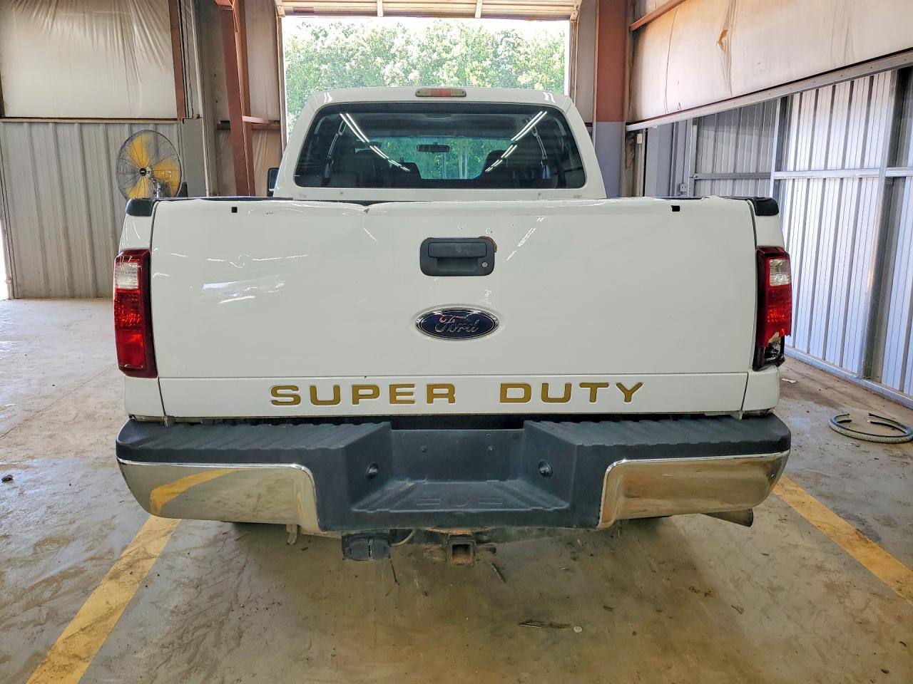 2009 Ford F250 Super Duty White vin: 1FTSW21R39EA62265