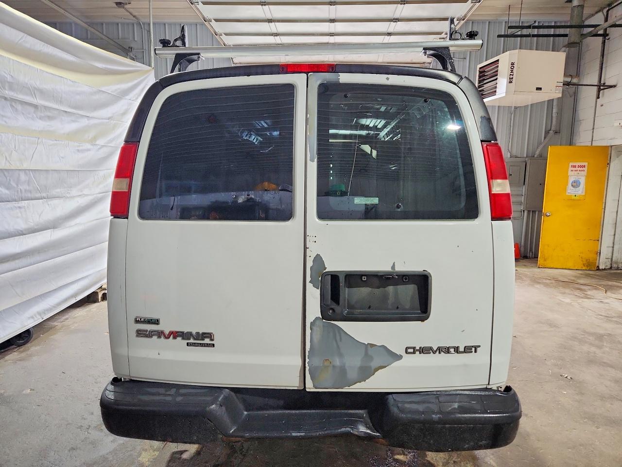 2011 Gmc Savana G2500 Белый vin: 1GTW7FBA2B1114965