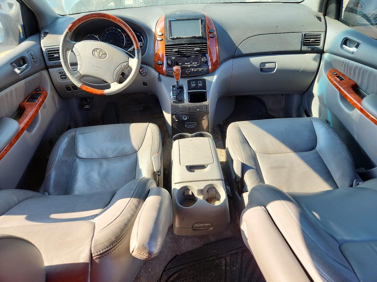 2010 Toyota Sienna Xle Limited Charcoal vin: 5TDYK4CC1AS331002