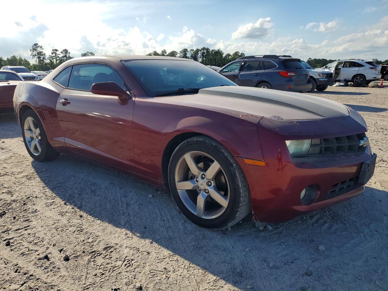 2010 Chevrolet Camaro Burgundy vin: 2G1FC1EV8A9197897