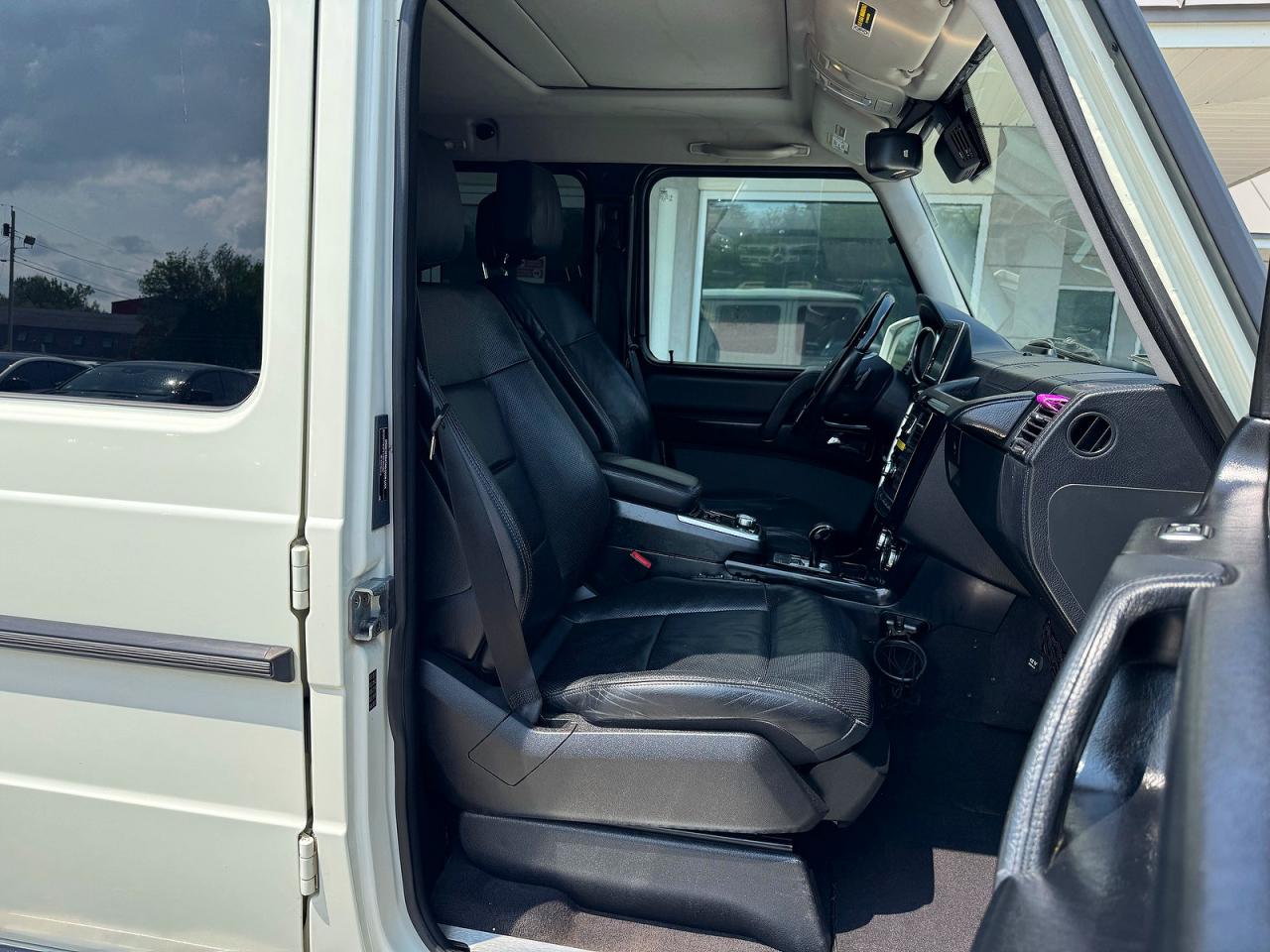2013 Mercedes-benz G 550 White vin: WDCYC3HF2DX200700
