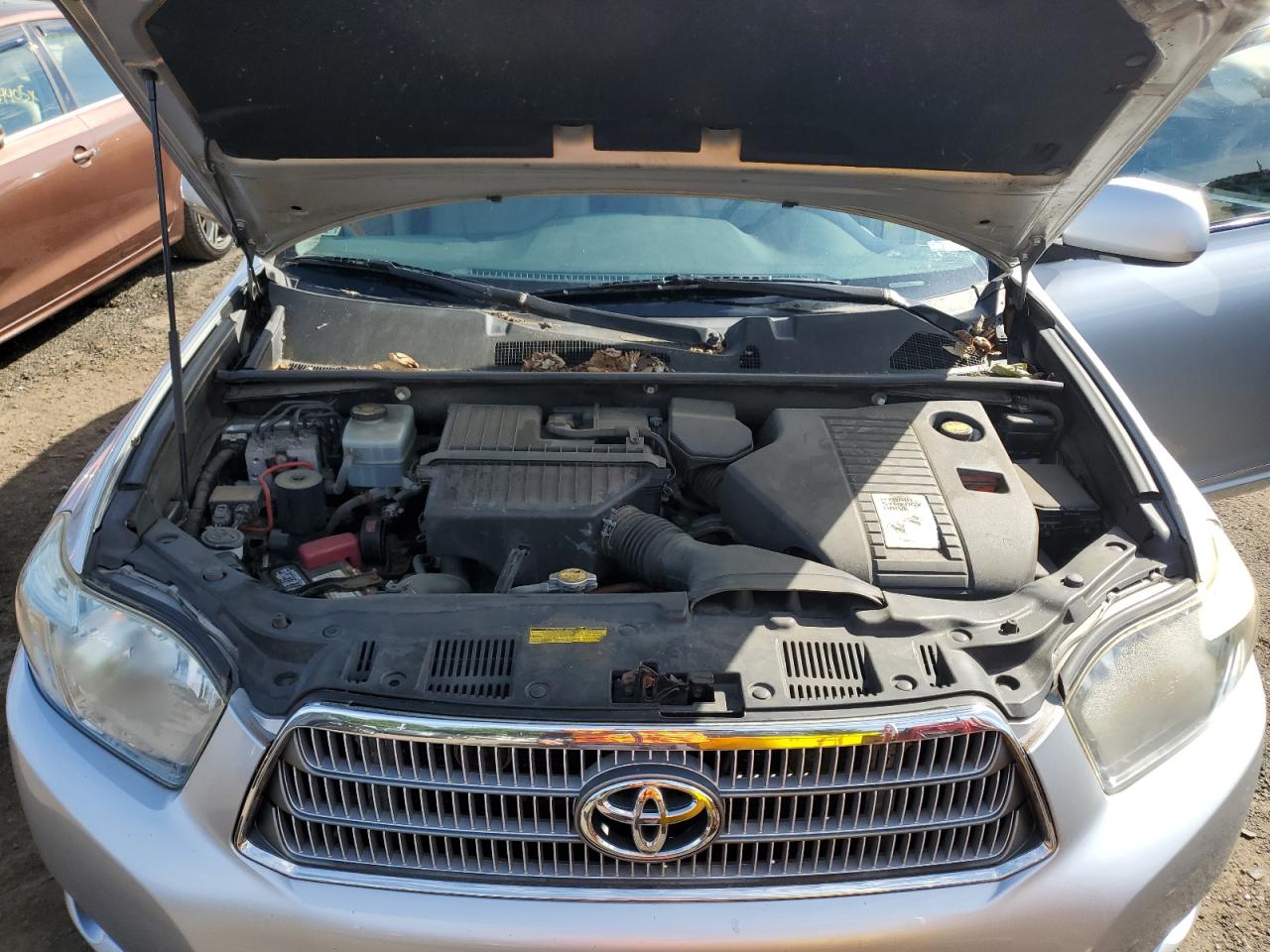 2010 Toyota Highlander Hybrid Серебряный vin: JTEBW3EH9A2046130