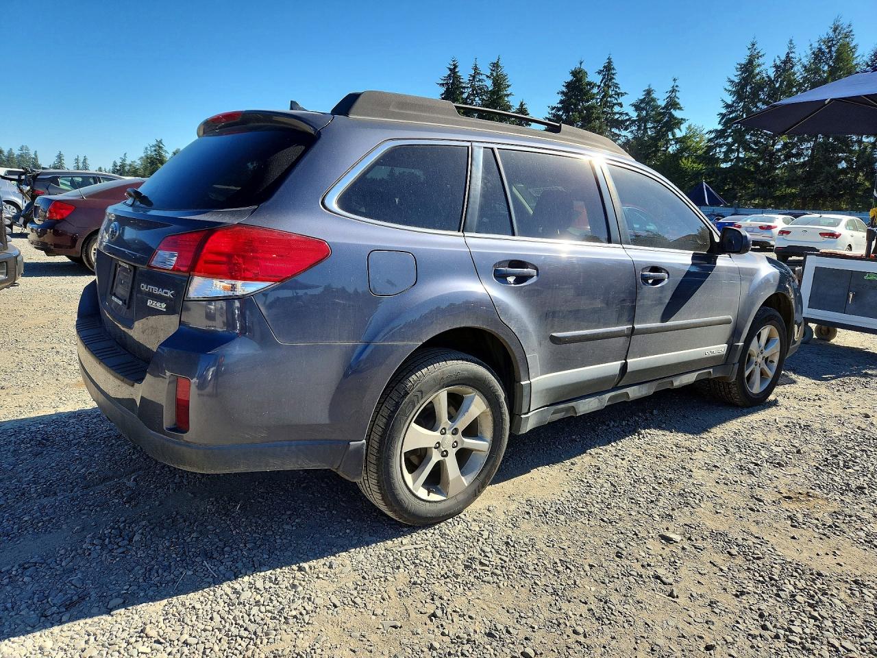 2014 Subaru Outback 2.5i Limited Gray vin: 4S4BRBMCXE3260289