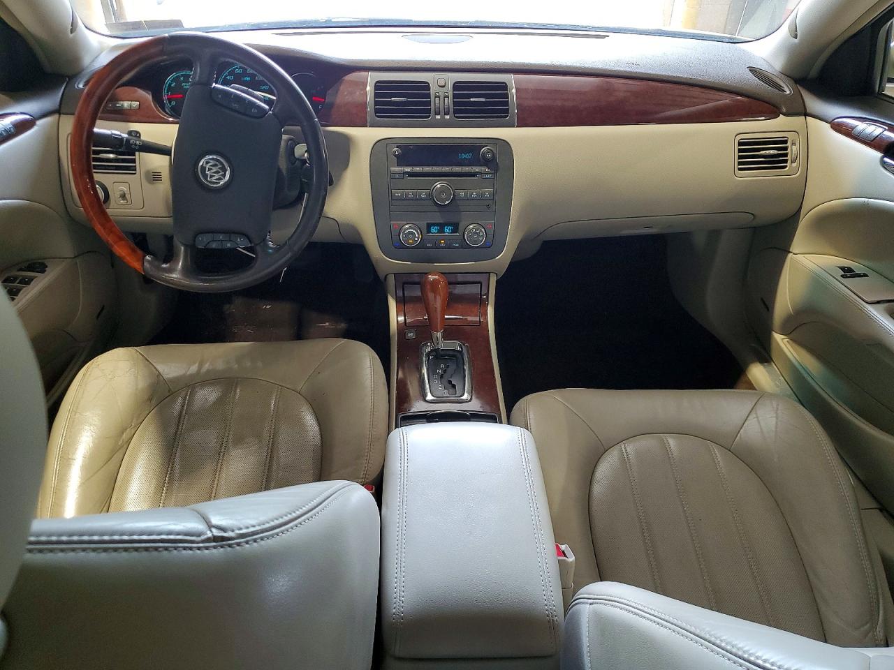 2010 Buick Lucerne Cxl White vin: 1G4HF5E18AU111644