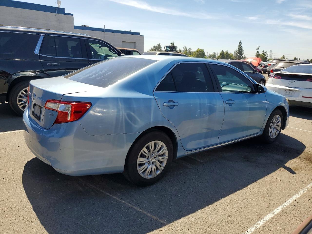 2012 Toyota Camry Le Blue vin: 4T4BF1FK5CR194125