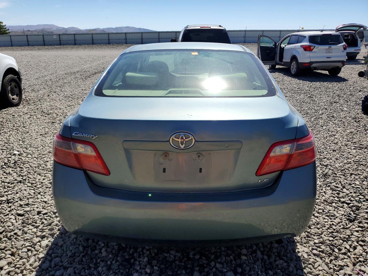 2007 Toyota Camry Le Green vin: 4T1BE46K57U580080