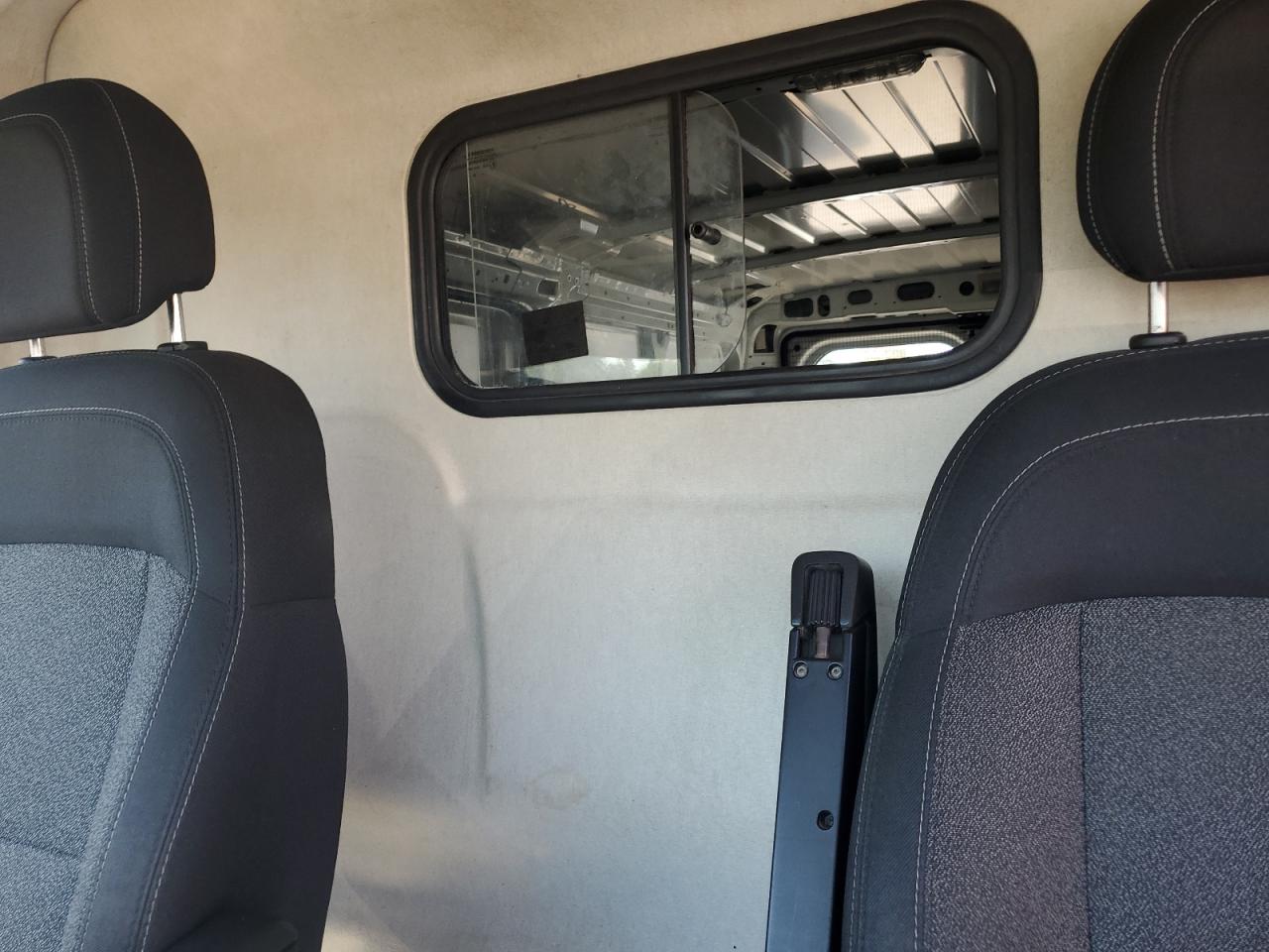 2014 Ram Promaster 1500 1500 Standard White vin: 3C6TRVAG0EE116185