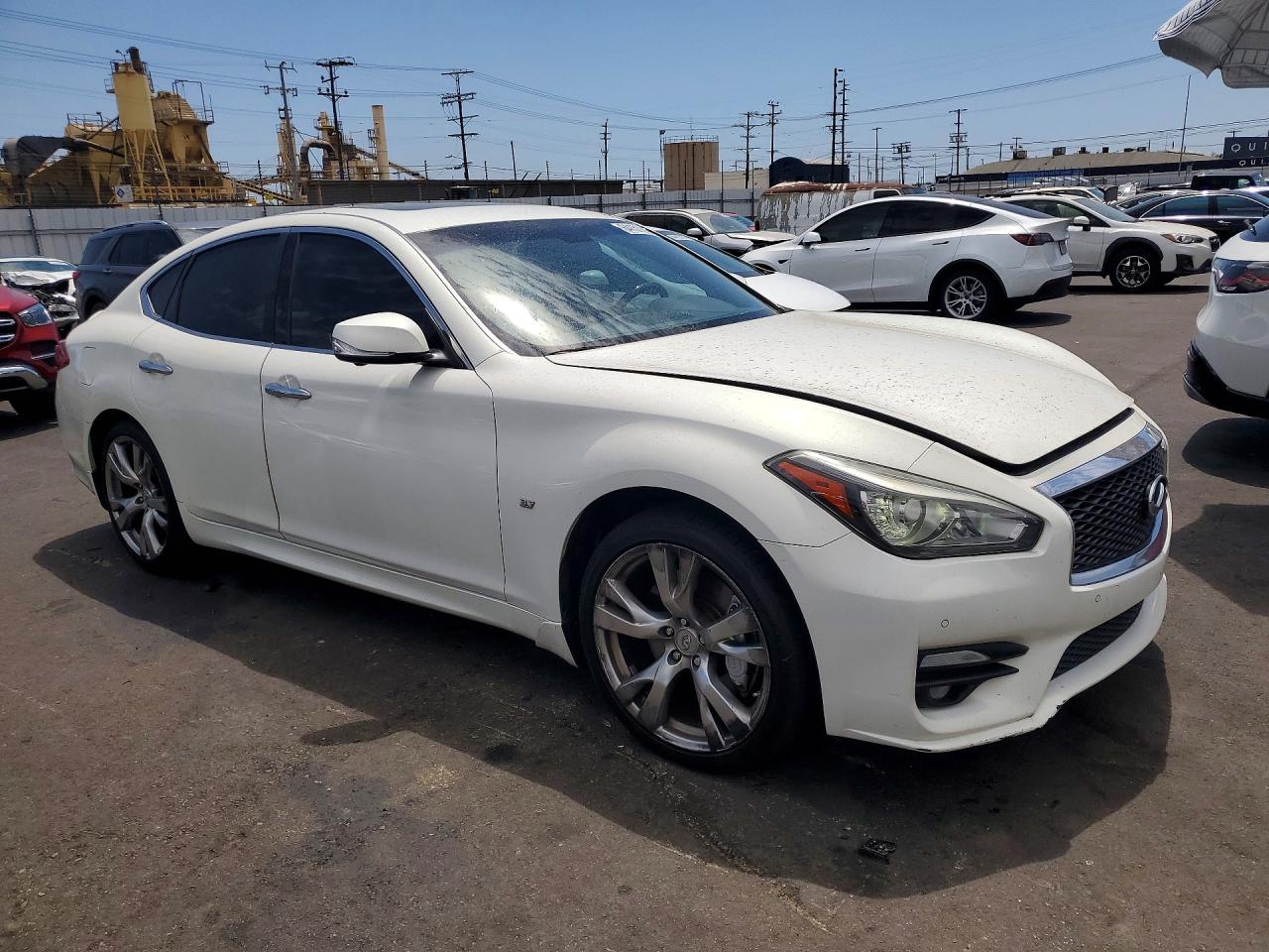 2015 Infiniti Q70 3.7 White vin: JN1BY1AP3FM542703
