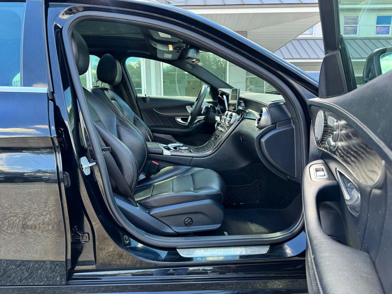 2015 Mercedes-benz C 300 4matic Black vin: 55SWF4KB4FU052464