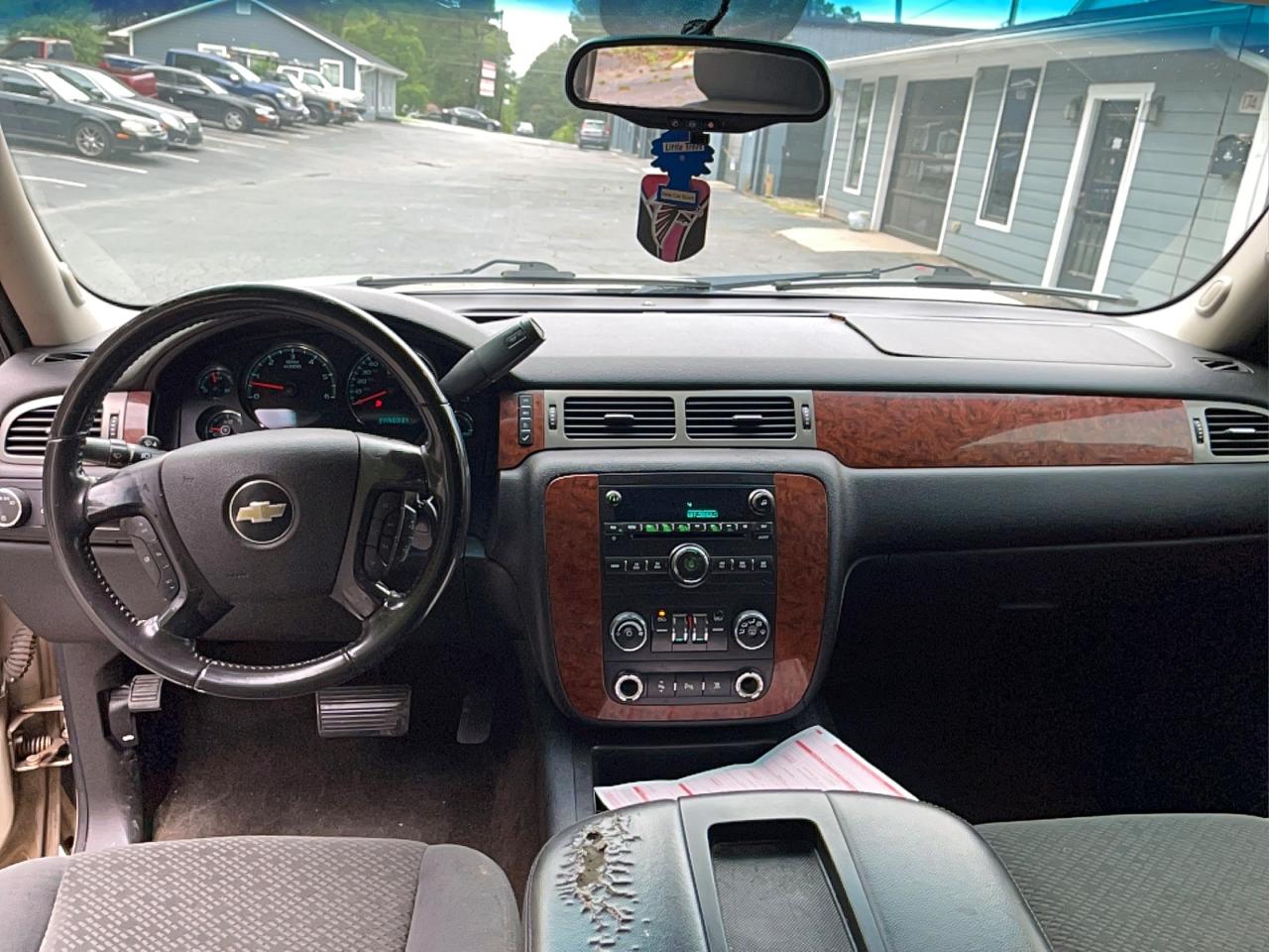 2008 Chevrolet Avalanche C1500 Gold vin: 3GNEC12008G272921