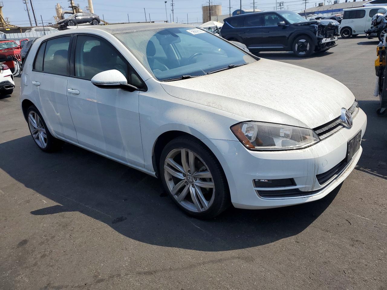 2015 Volkswagen Golf White vin: 3VW217AUXFM066137