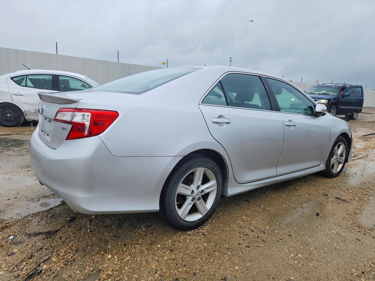 2014 Toyota Camry Se Серебряный vin: 4T1BF1FK3EU323461