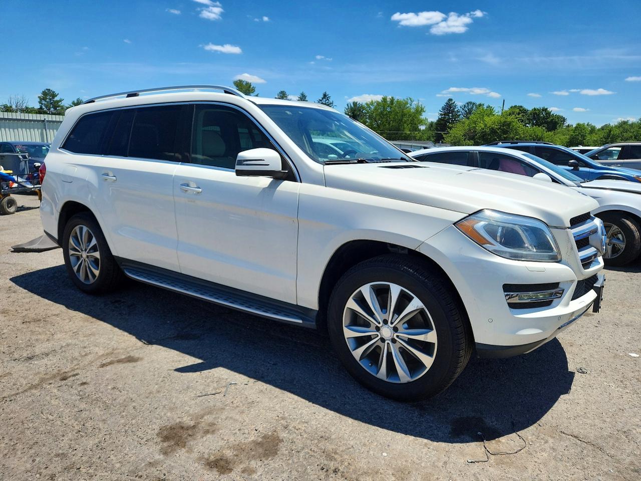 2013 Mercedes-benz Gl 450 4matic White vin: 4JGDF7CE2DA258676