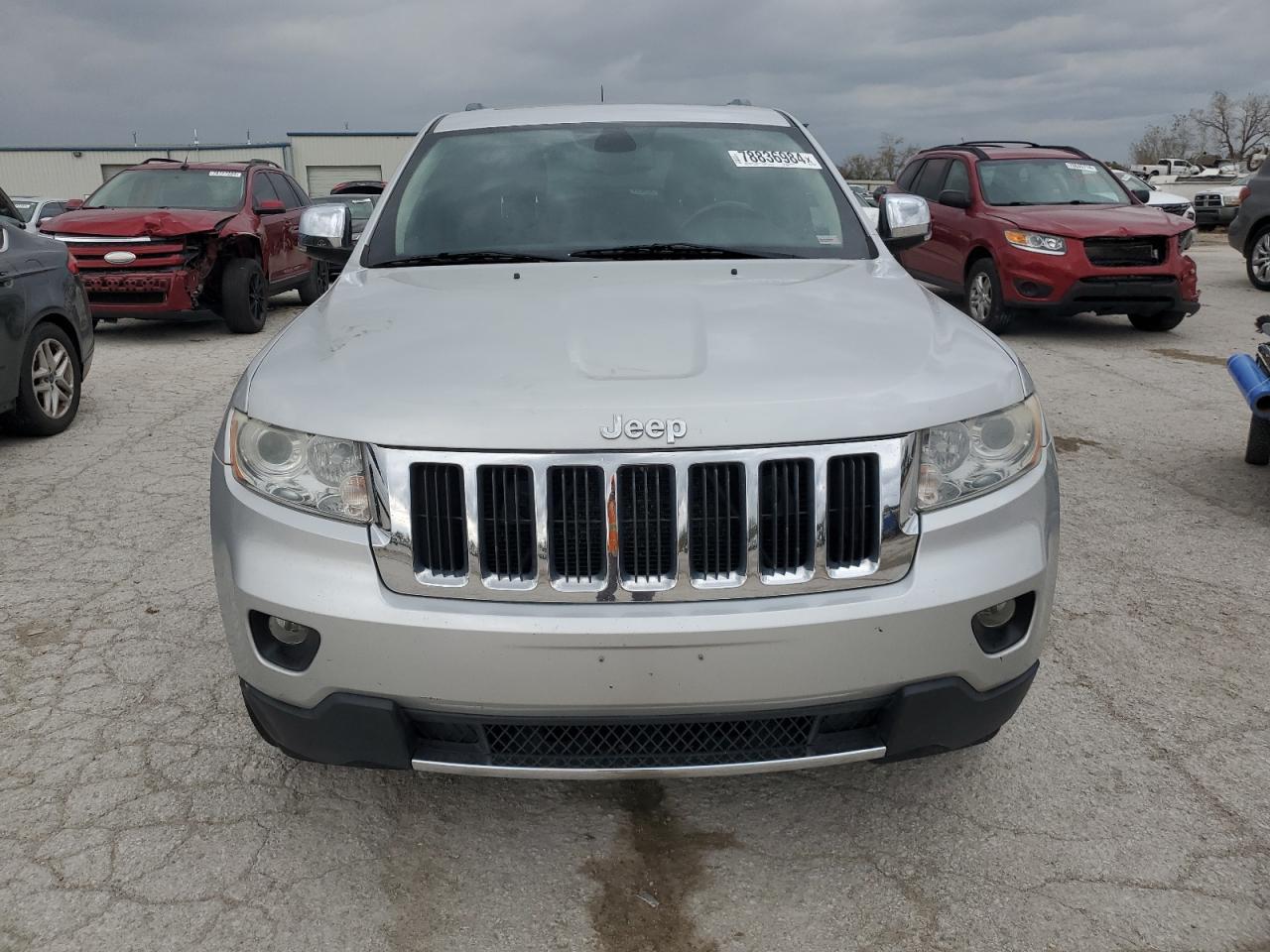 2011 Jeep Grand Cherokee Limited Silver vin: 1J4RR5GTXBC562686
