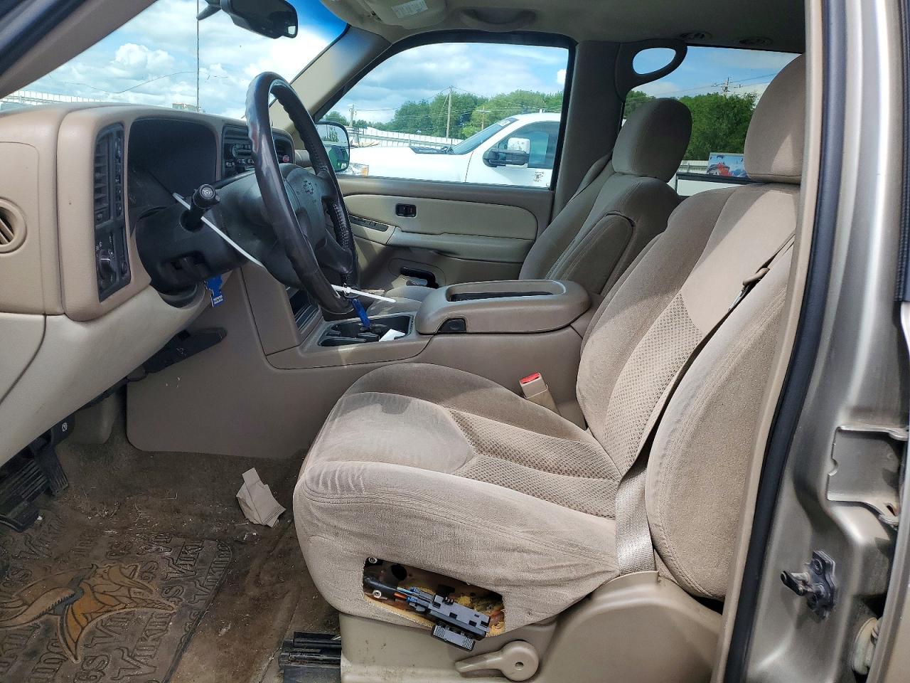 2003 Chevrolet Suburban K2500 Tan vin: 3GNGK26U03G153354