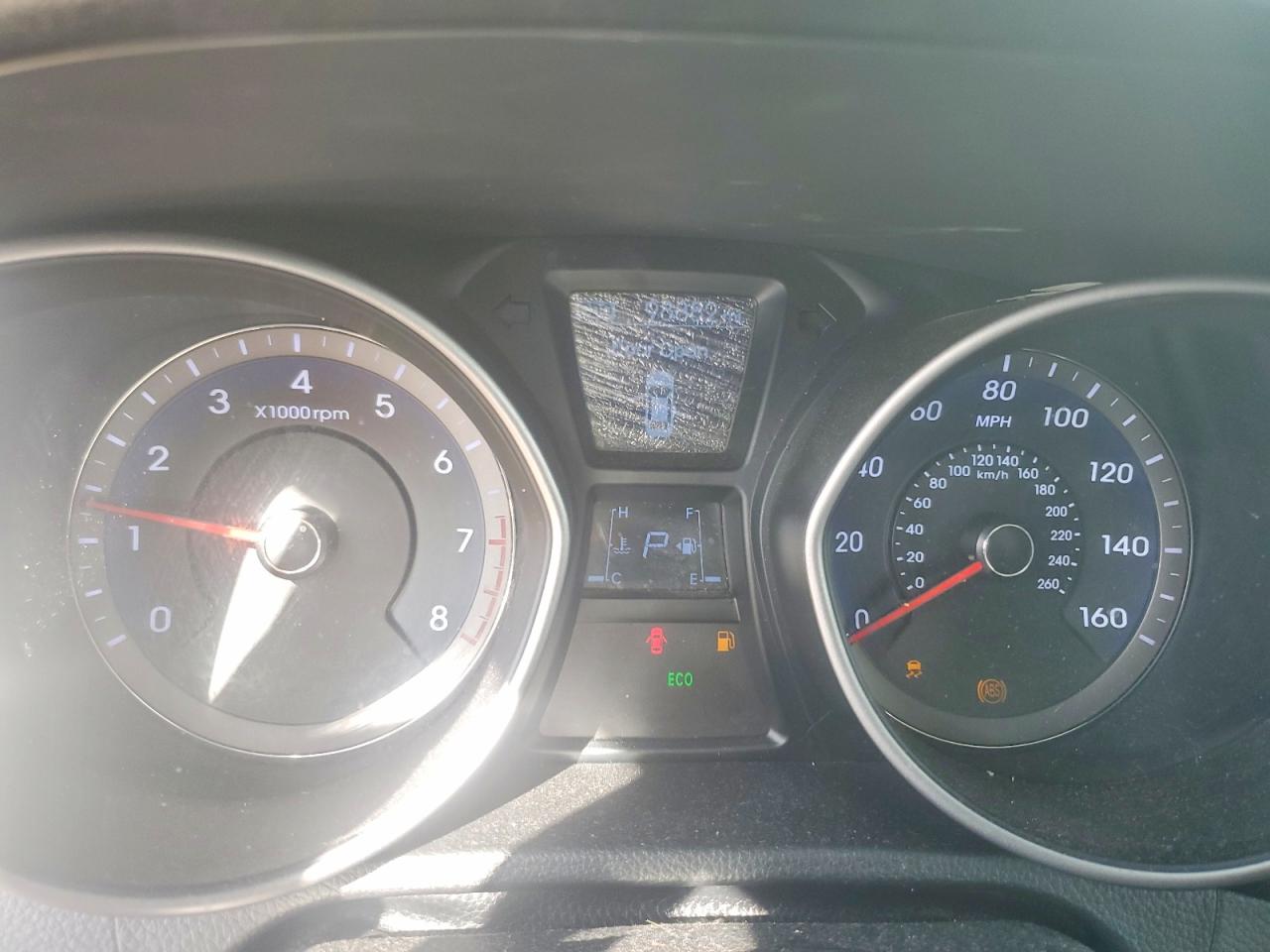 2013 Hyundai Elantra Gt Base Silver vin: KMHD35LEXDU058785