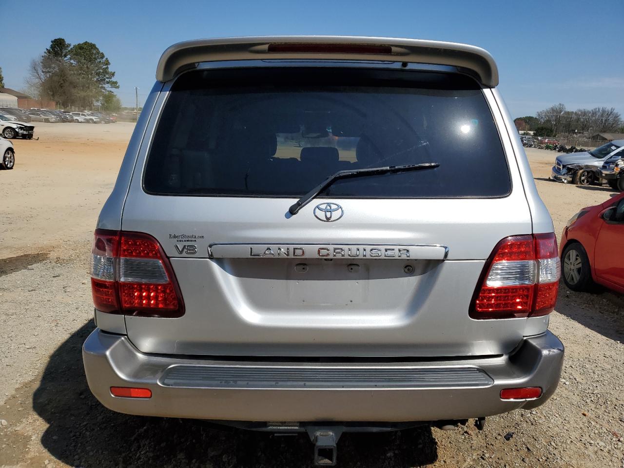 2006 Toyota Land Cruiser White vin: JTEHT05J162089100