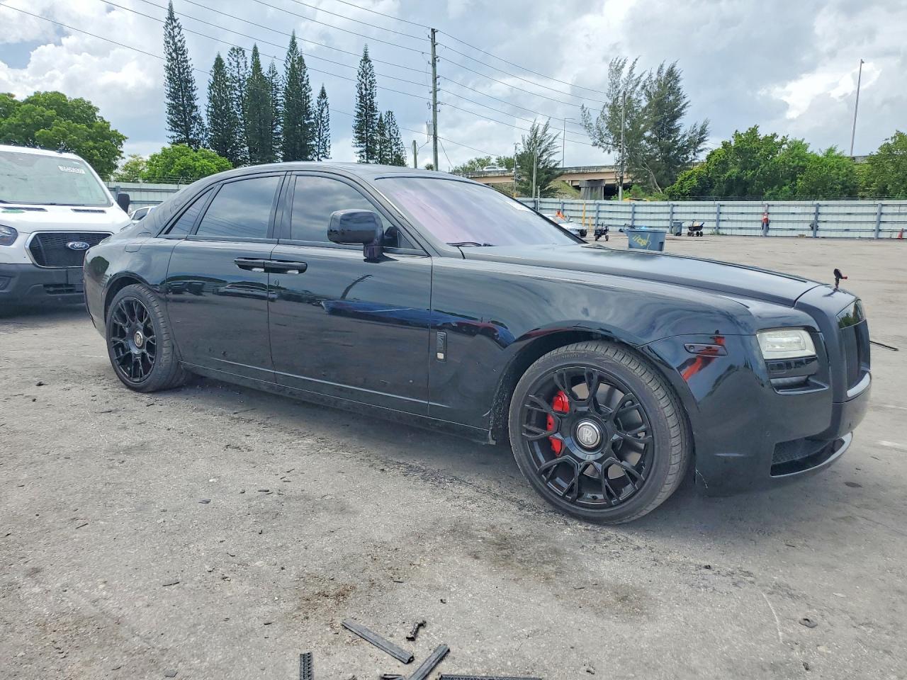 2010 Rolls-royce Ghost Черный vin: SCA664S55AUX48611