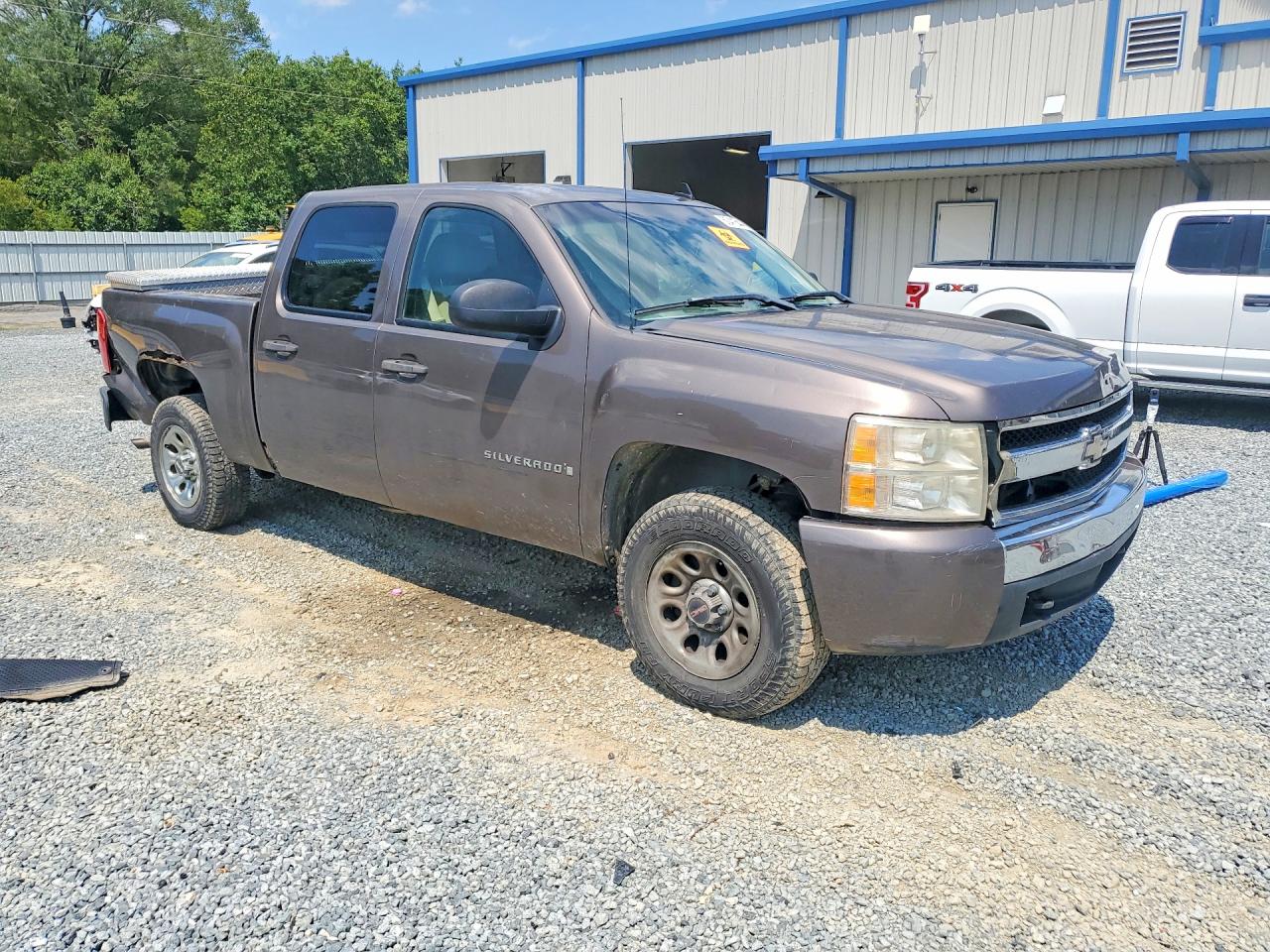 2007 Chevrolet Silverado C1500 Crew Cab Brown vin: 2GCEC13J471632716