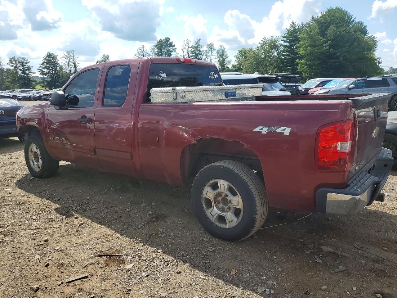 2008 Chevrolet Silverado K1500 Red vin: 2GCEK190381251751