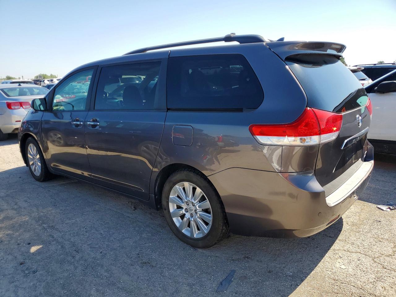 2011 Toyota Sienna Limited 7-passenger Gray vin: 5TDDK3DC0BS011954