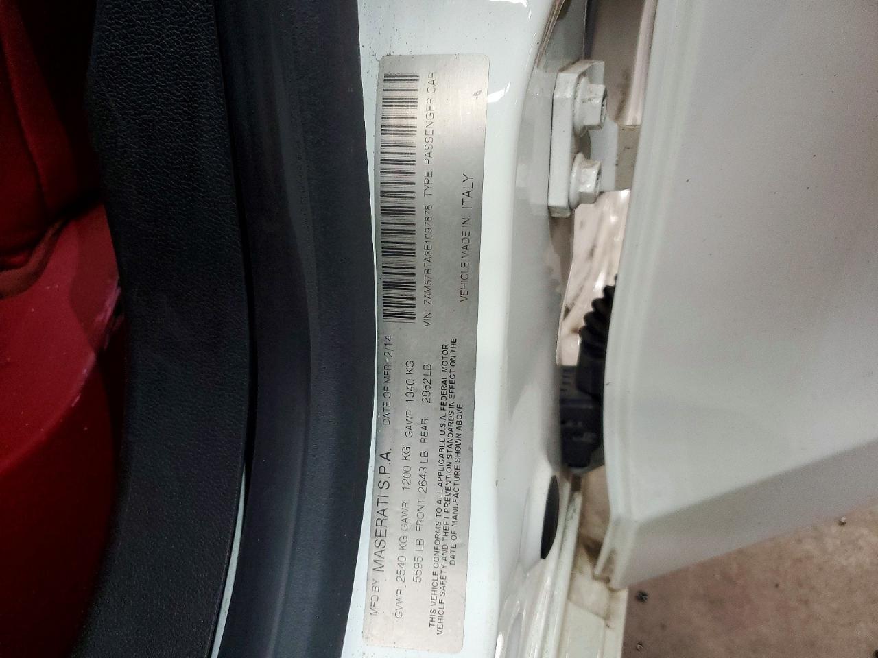 2014 Maserati Ghibli S White vin: ZAM57RTA3E1097878