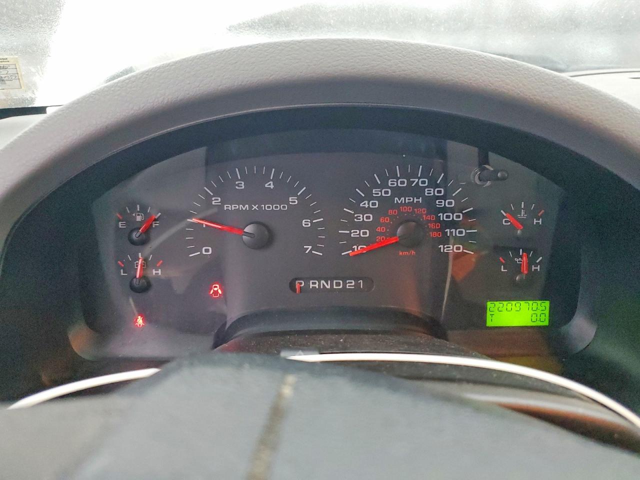2007 Ford F150 Белый vin: 1FTRX12W47NA40718