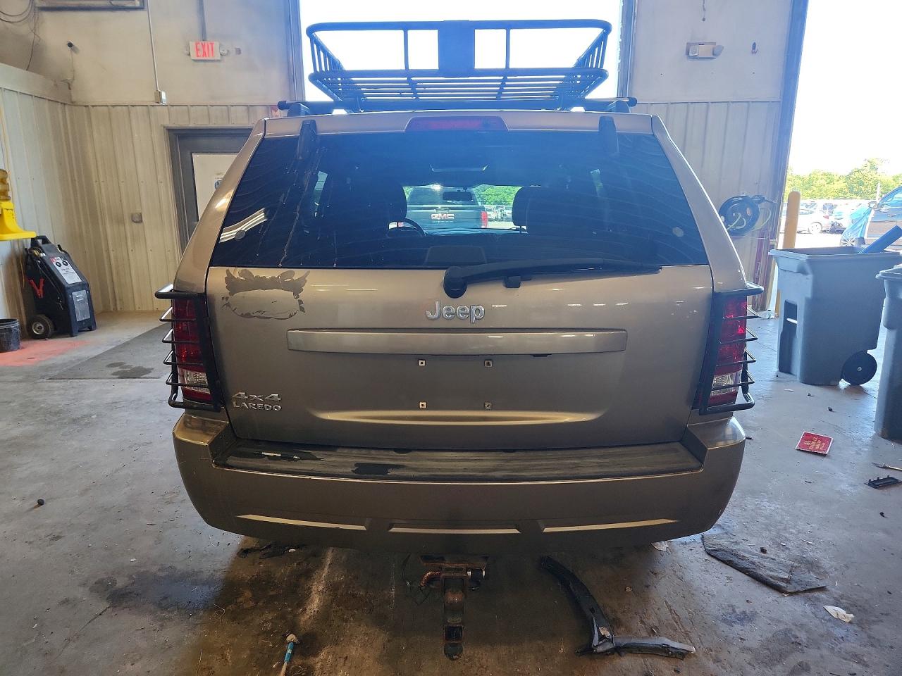 2006 Jeep Grand Cherokee Laredo Tan vin: 1J4GR48K56C289492