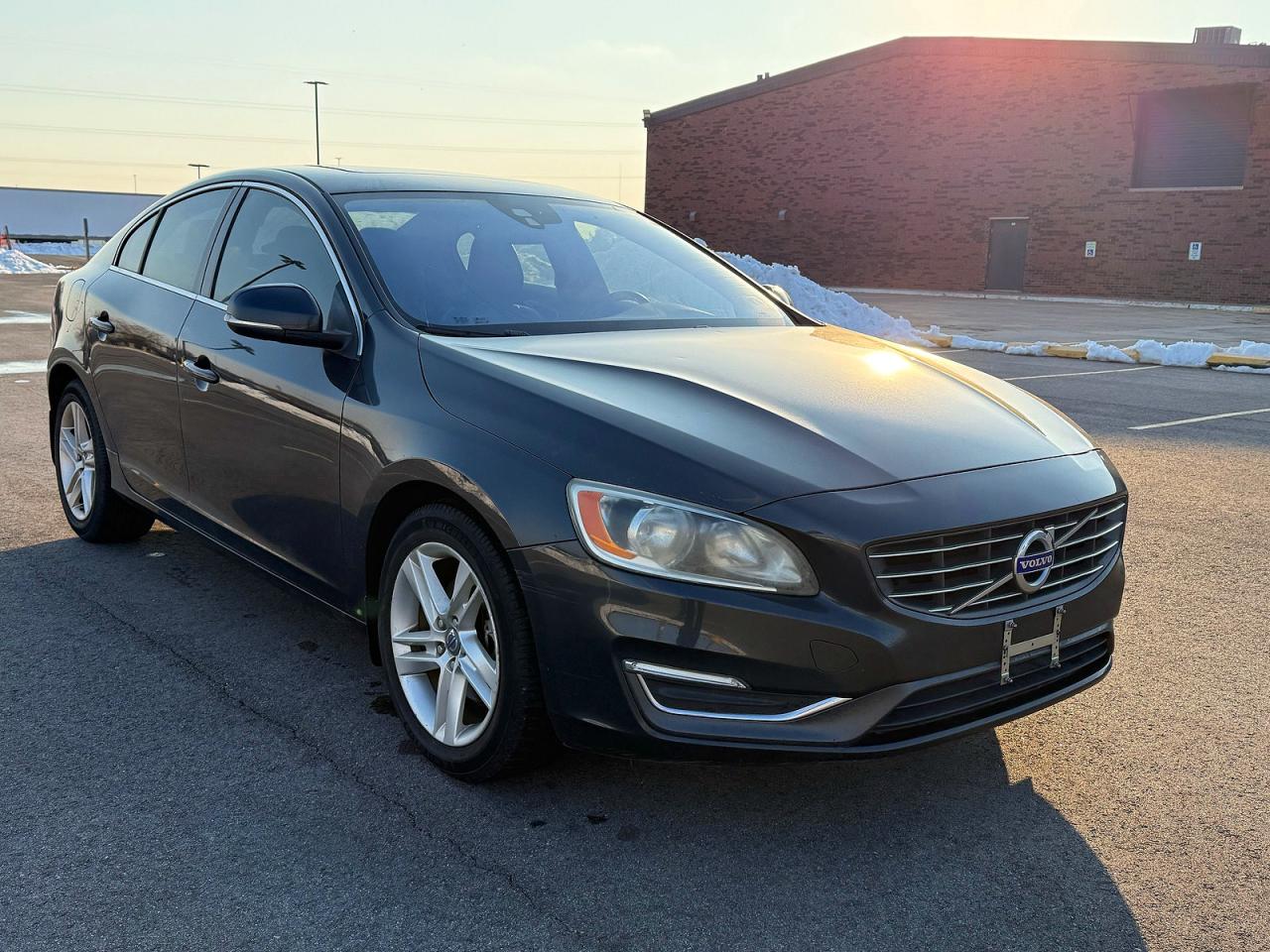 2015 Volvo S60 Premier Gray vin: YV140MFB3F1308889