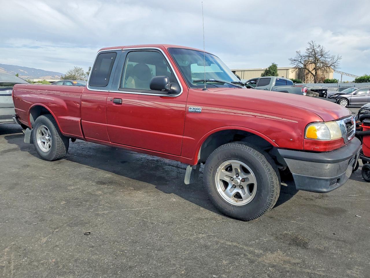 1998 Mazda B3000 Cab Plus Red vin: 4F4YR16U6WTM26086