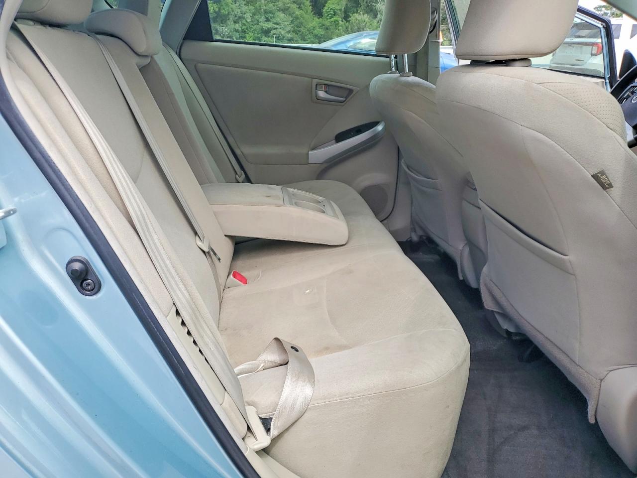 2014 Toyota Prius Three Green vin: JTDKN3DU4E1818180