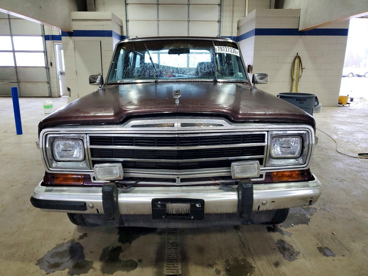 1988 Jeep Grand Wagoneer Brown vin: 1JCNJ15U1JT058363