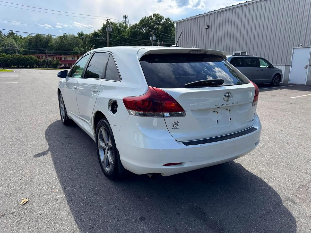 2014 Toyota Venza Le White vin: 4T3BK3BB2EU096669