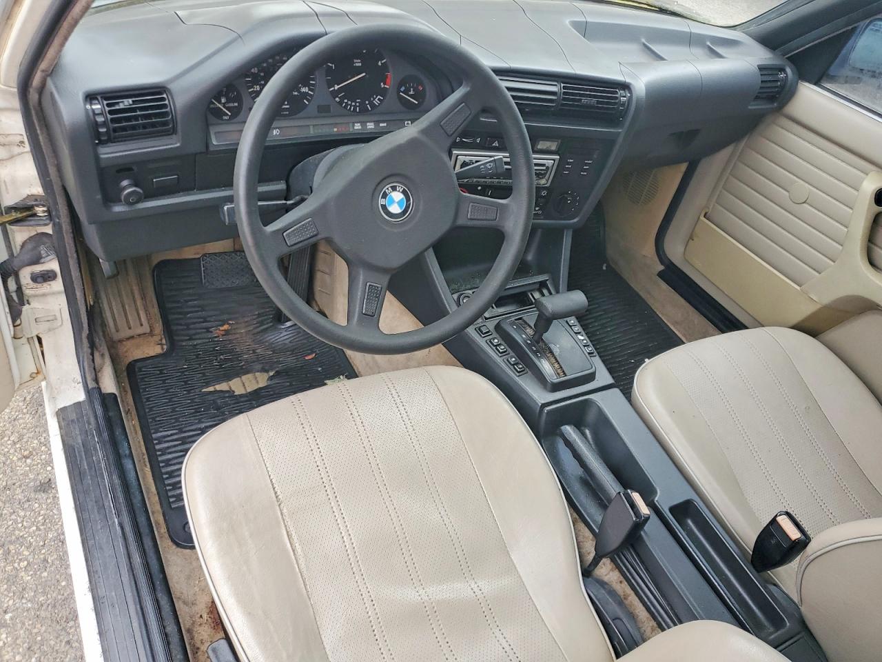 1986 Bmw 325 E Automatic White vin: WBAAE6409G0704997