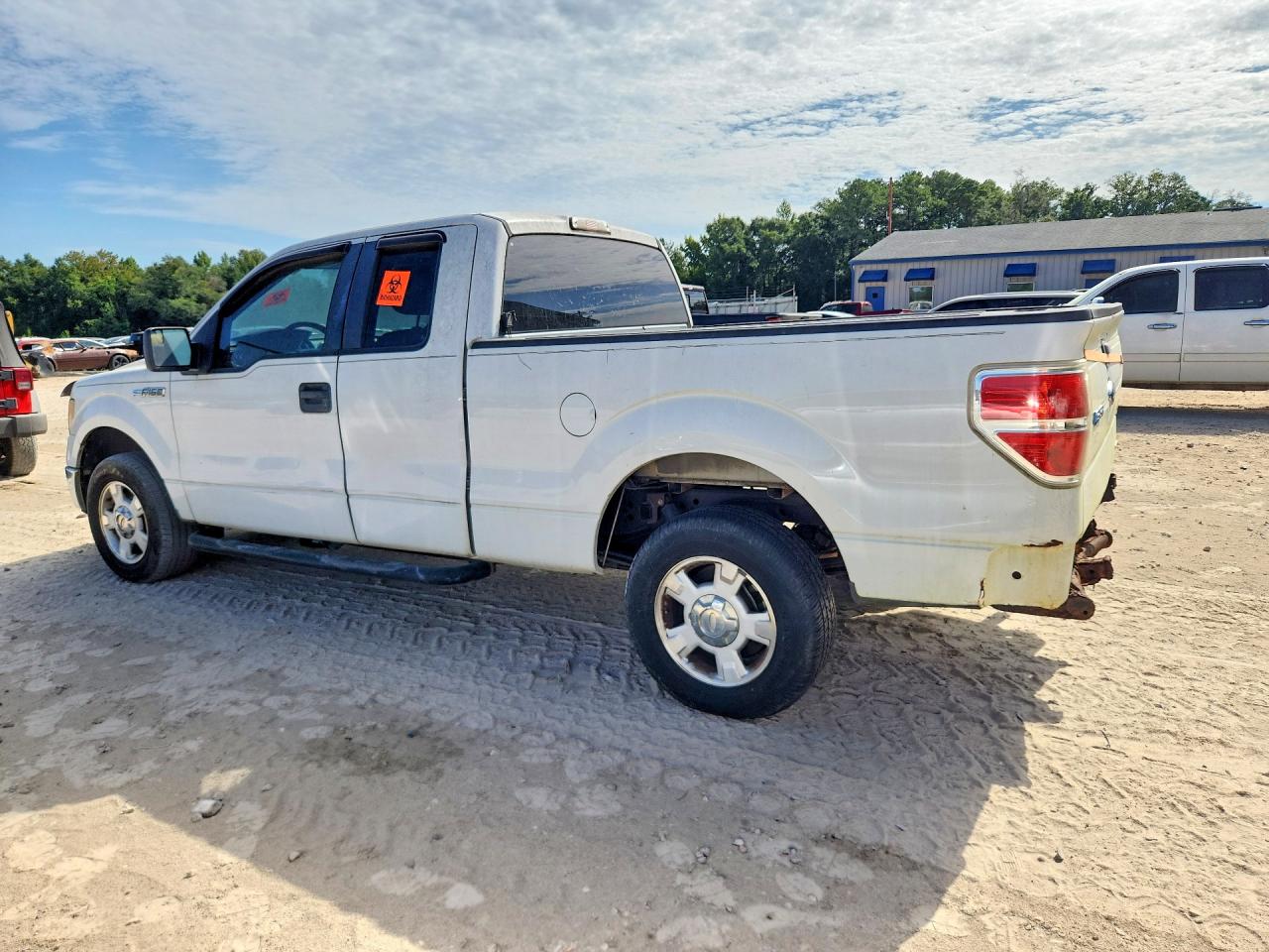 2012 Ford F150 Super Cab White vin: 1FTEX1CM6CFC87495