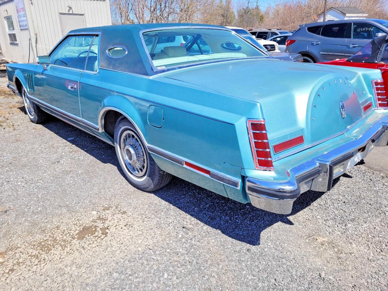 1979 Lincoln Continental Signature Teal vin: 9Y895759997