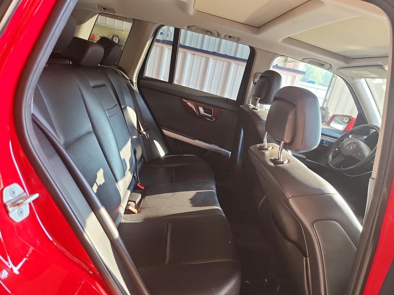 2012 Mercedes-benz Glk 350 4matic Red vin: WDCGG8HB9CF783622