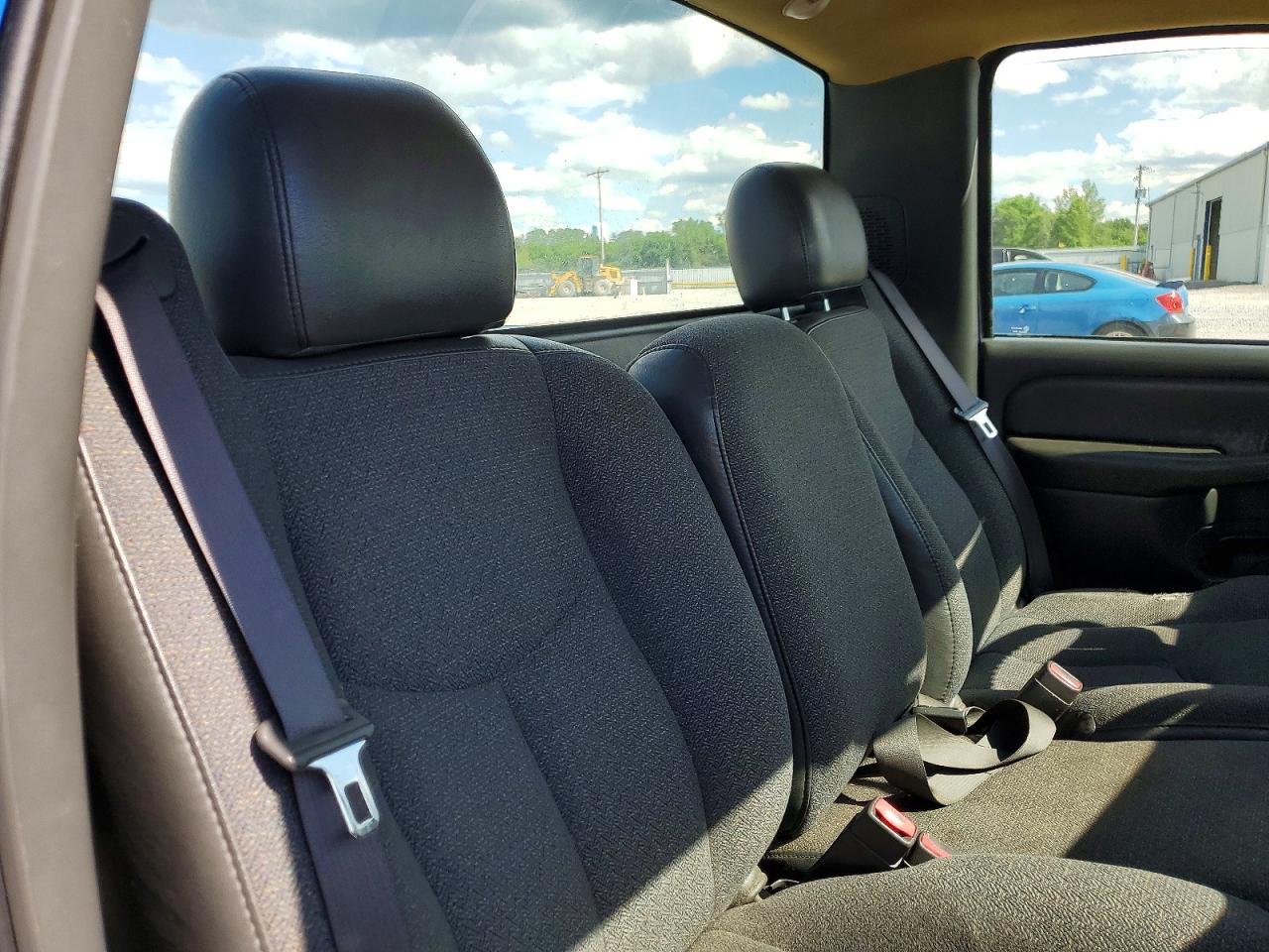 2004 Chevrolet Silverado K2500 Heavy Duty Синий vin: 1GCHK24U04E130214