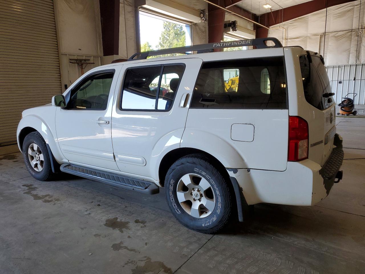 2007 Nissan Pathfinder S White vin: 5N1AR18W77C625153