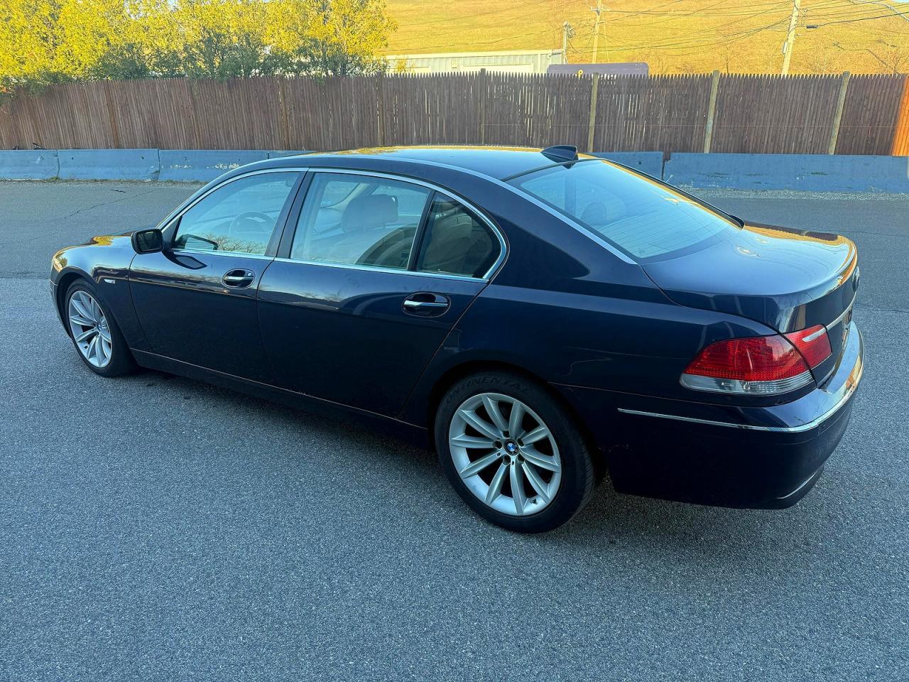 2007 Bmw 750 Синий vin: WBAHN83507DT68768