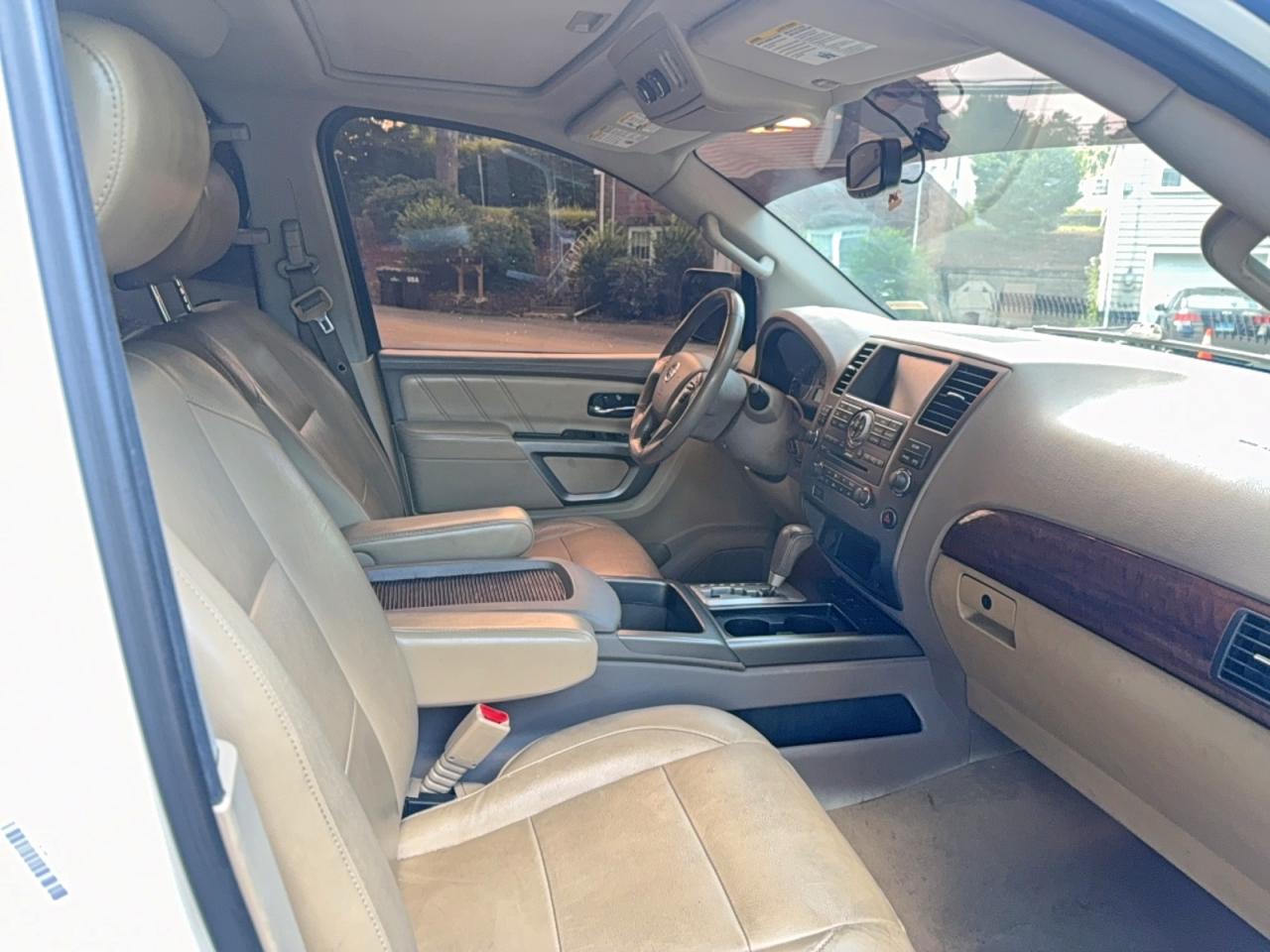 2015 Nissan Armada Sl Белый vin: 5N1AA0ND5FN608634