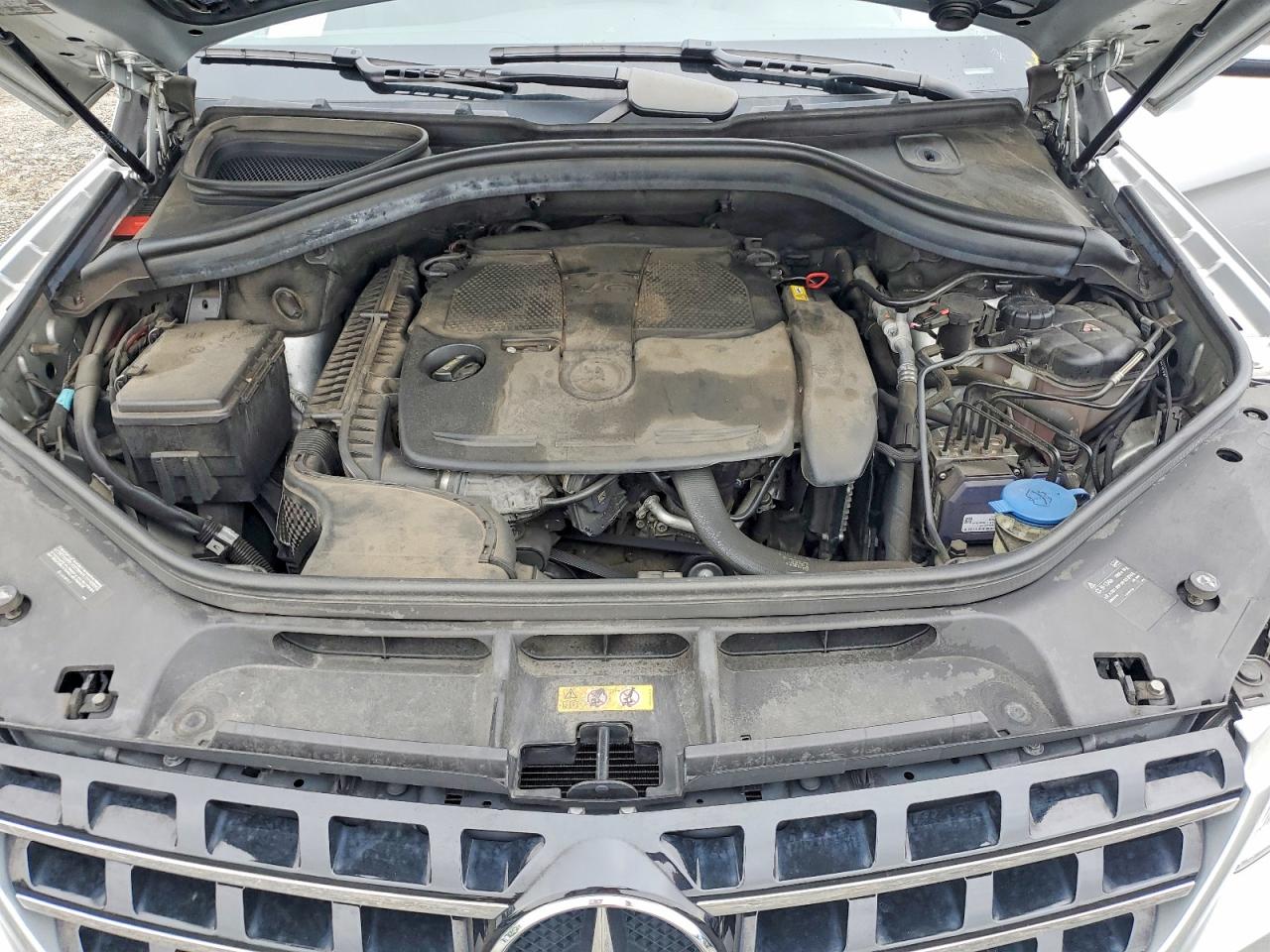 2015 Mercedes-benz Ml 350 4matic Silver vin: 4JGDA5HB1FA471266
