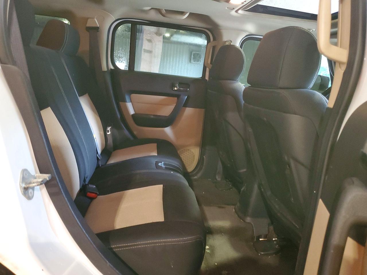 2006 Hummer H3 White vin: 5GTDN136068306921